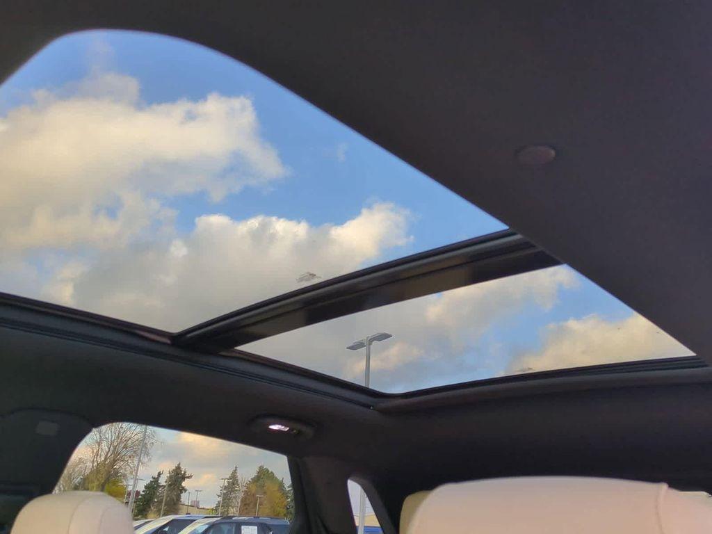 used 2018 Cadillac XT5 car