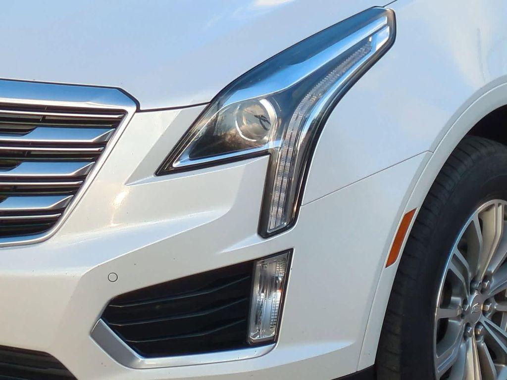 used 2018 Cadillac XT5 car