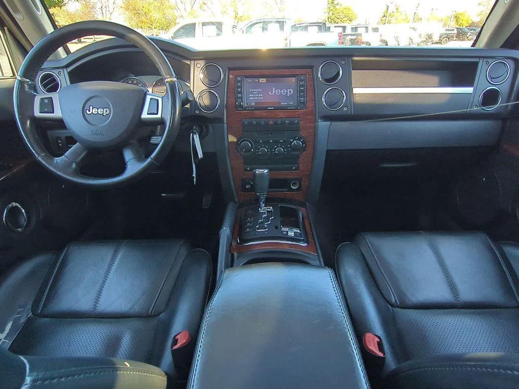 used 2009 Jeep Commander car, priced at $5,550