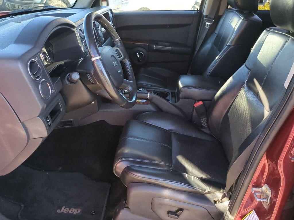 used 2009 Jeep Commander car, priced at $5,550