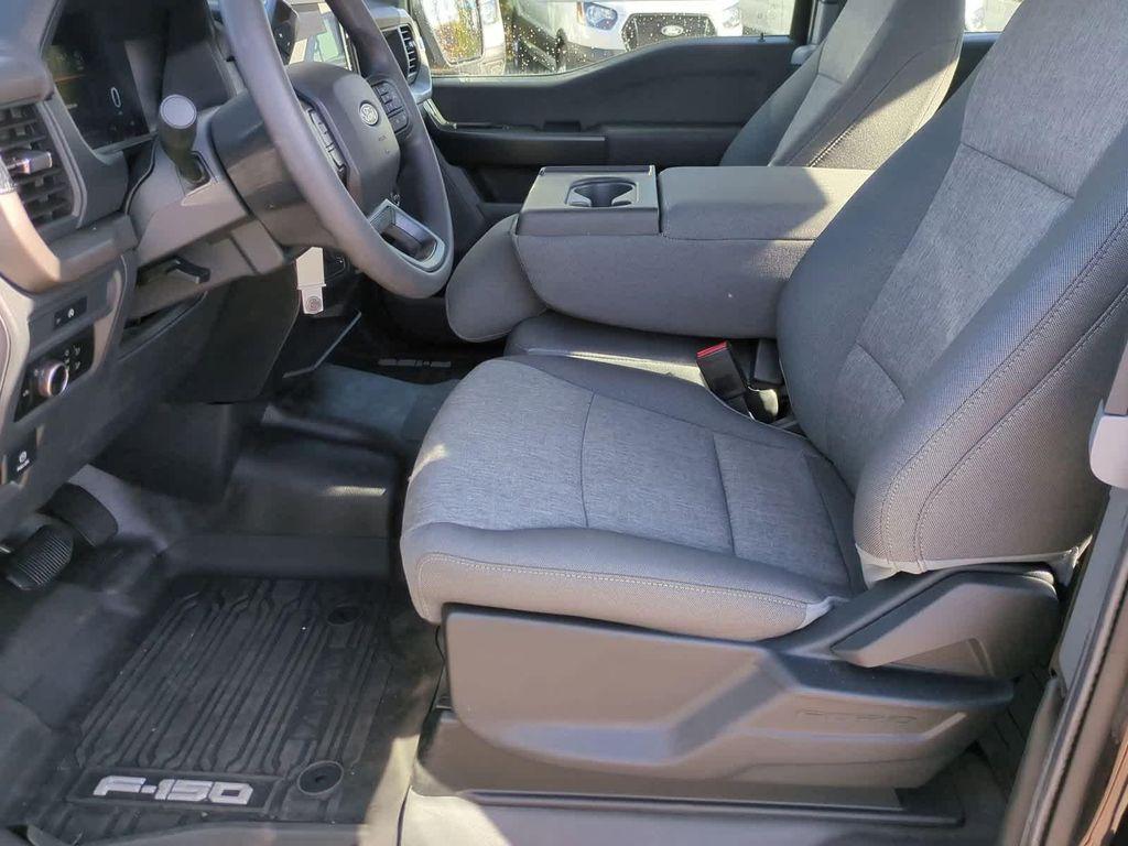new 2025 Ford F-150 car, priced at $43,999