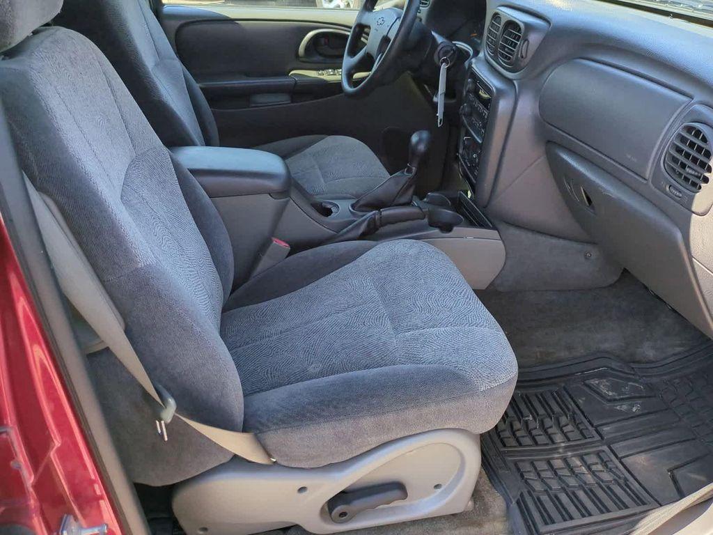 used 2004 Chevrolet TrailBlazer car, priced at $3,499