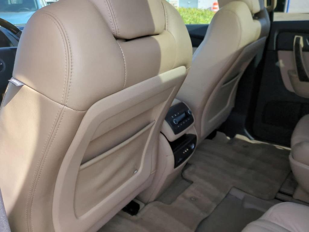 used 2011 GMC Acadia car