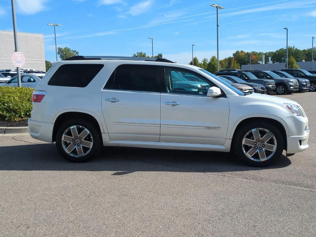 used 2011 GMC Acadia car