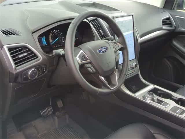 new 2024 Ford Edge car, priced at $40,288