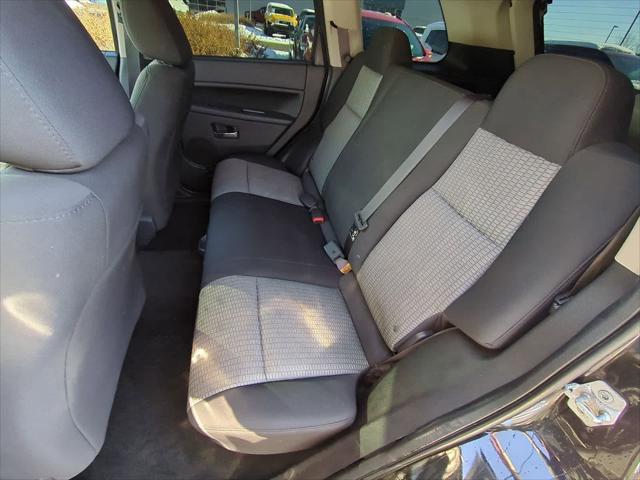 used 2009 Jeep Grand Cherokee car, priced at $5,351