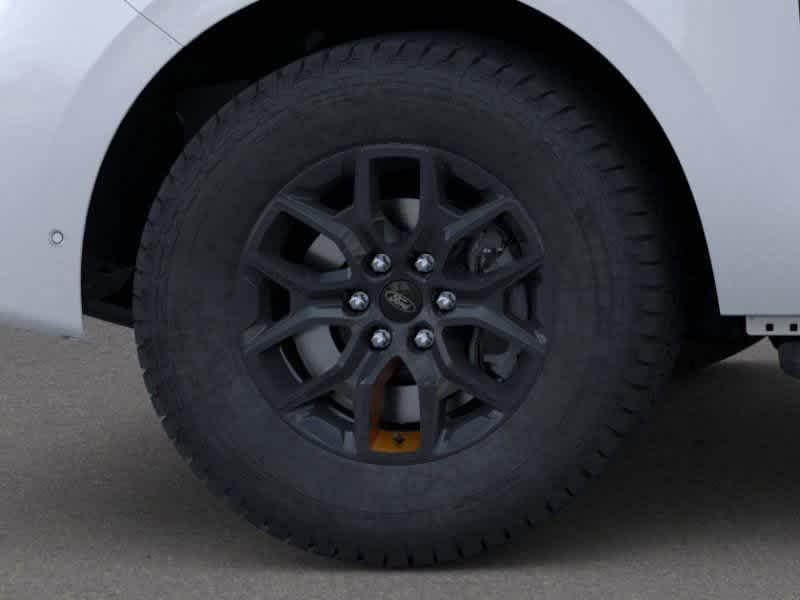 new 2025 Ford Expedition car, priced at $78,373