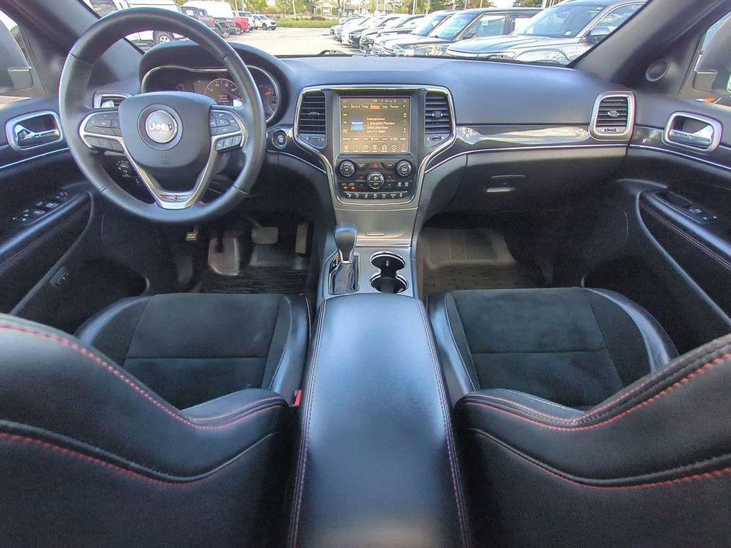 used 2017 Jeep Grand Cherokee car, priced at $14,550