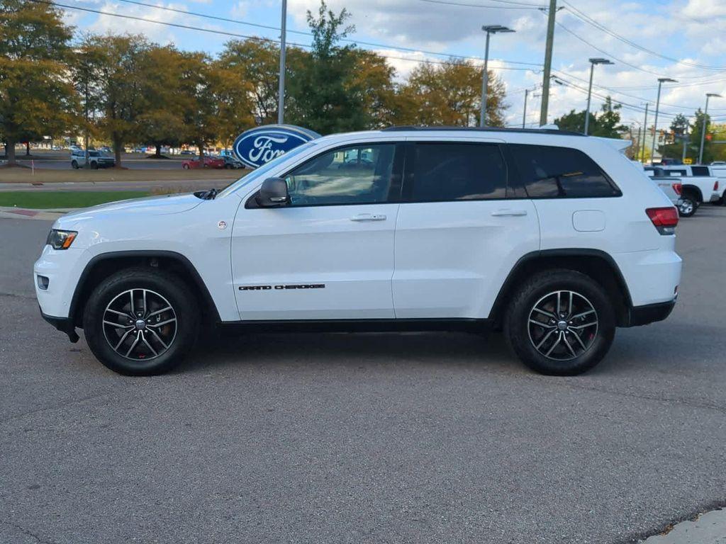 used 2017 Jeep Grand Cherokee car, priced at $14,550