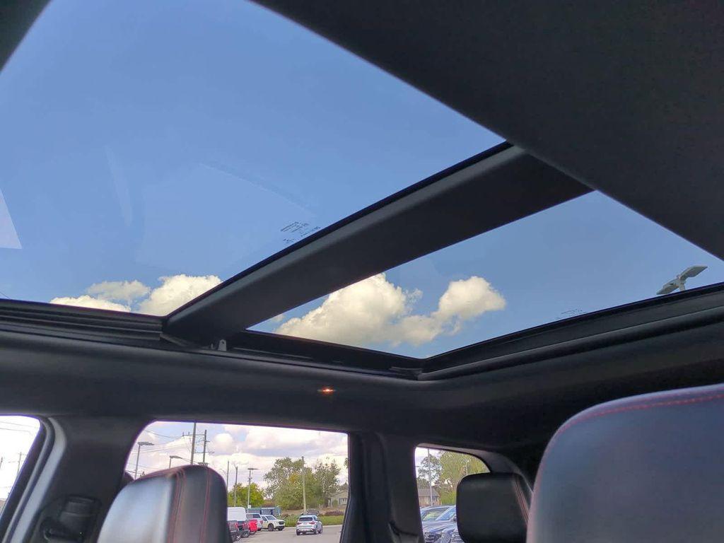 used 2017 Jeep Grand Cherokee car, priced at $14,550