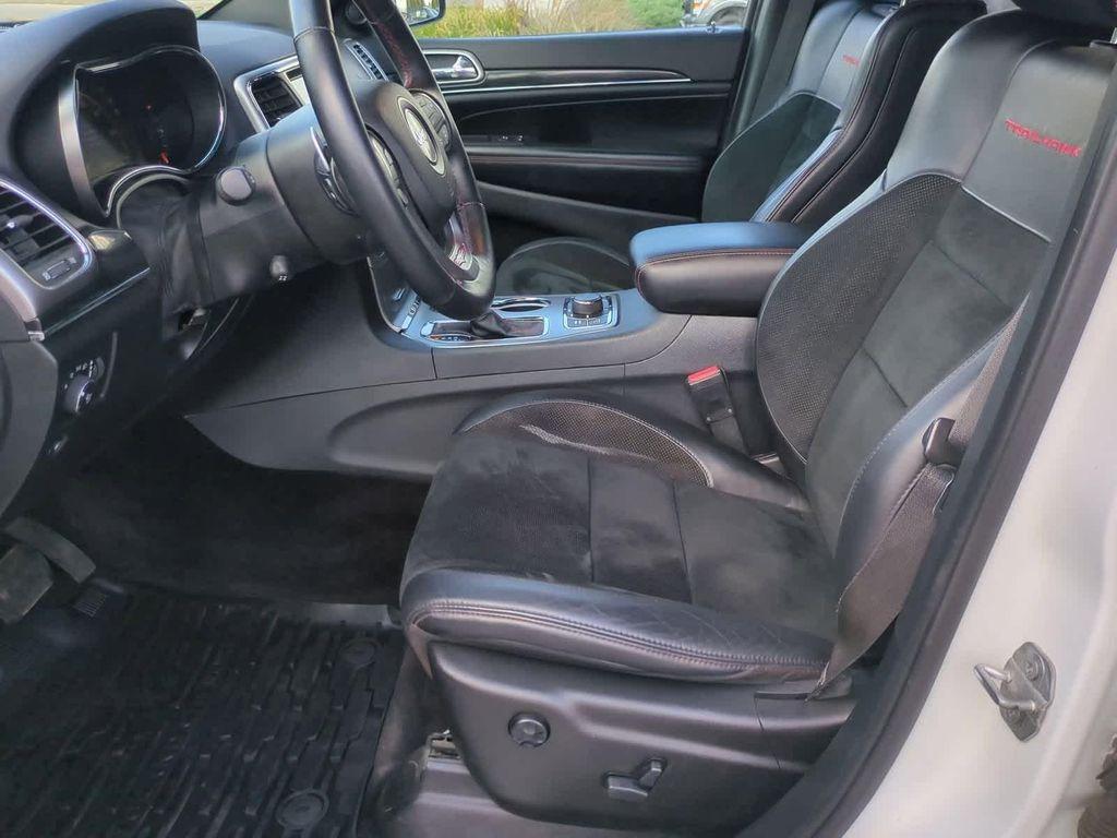 used 2017 Jeep Grand Cherokee car, priced at $14,550