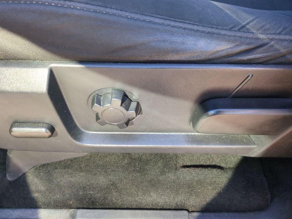 used 2017 Ford Expedition car, priced at $13,500