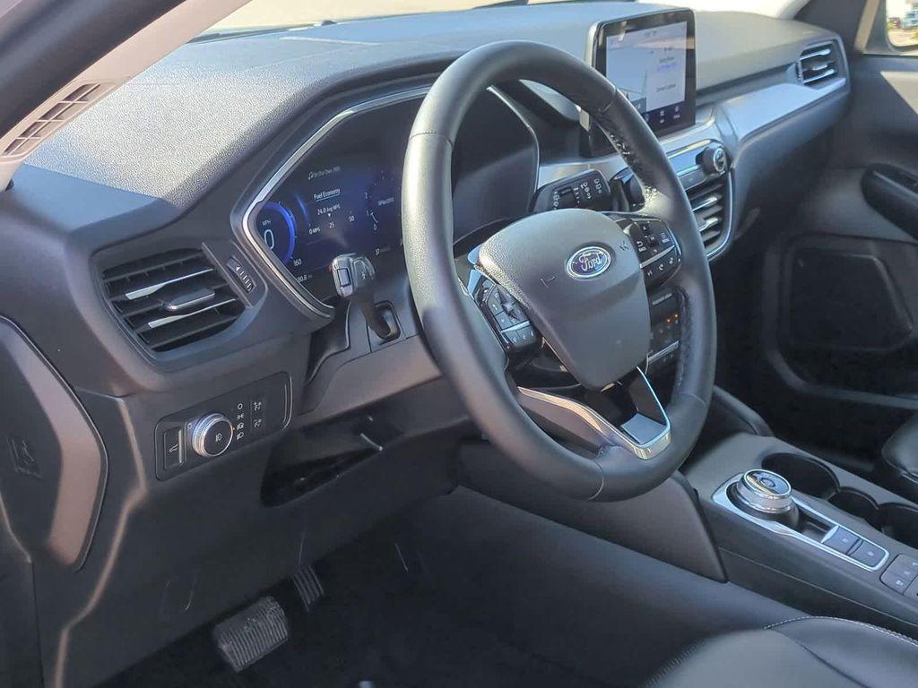 used 2022 Ford Escape car, priced at $23,850