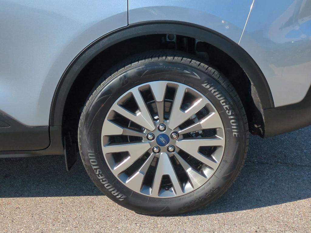 used 2022 Ford Escape car, priced at $23,850