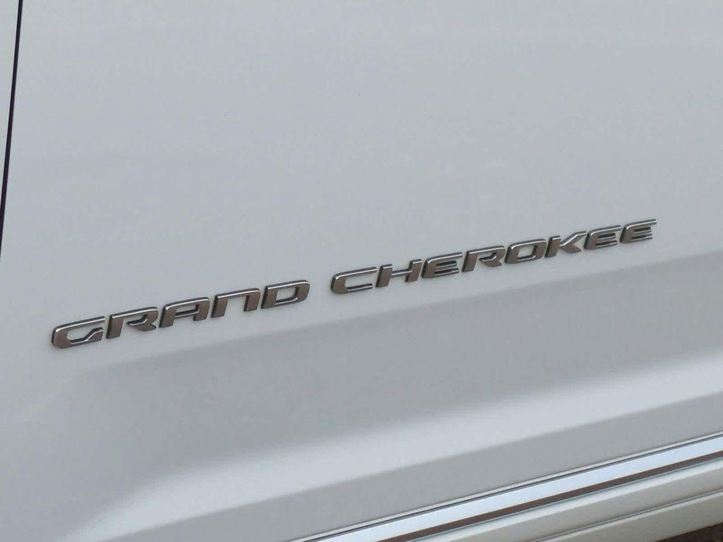 used 2021 Jeep Grand Cherokee L car