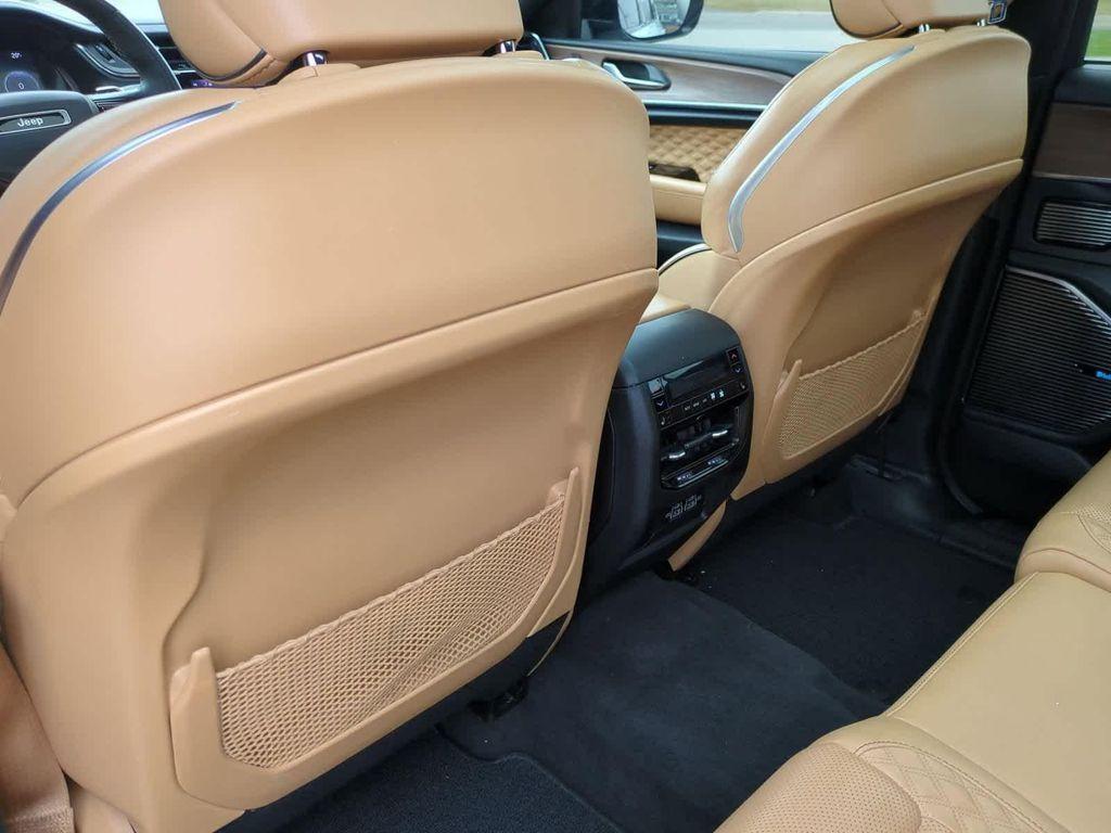 used 2021 Jeep Grand Cherokee L car