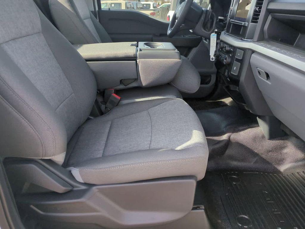 new 2025 Ford F-350 car, priced at $47,042