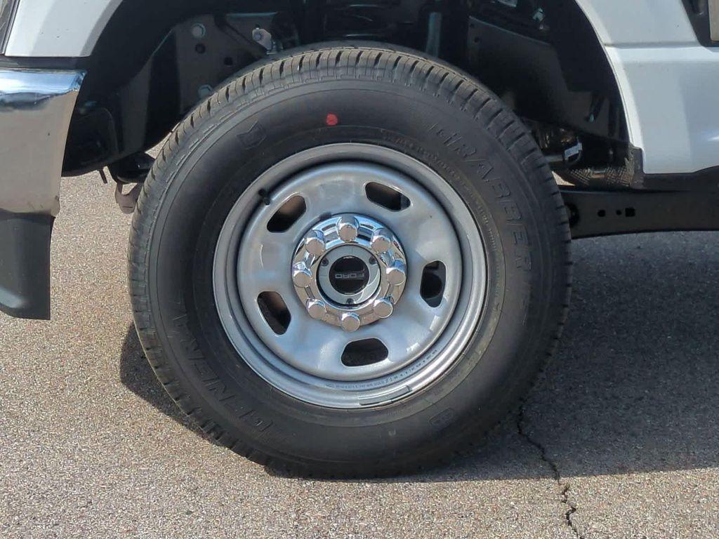 new 2025 Ford F-350 car, priced at $47,042