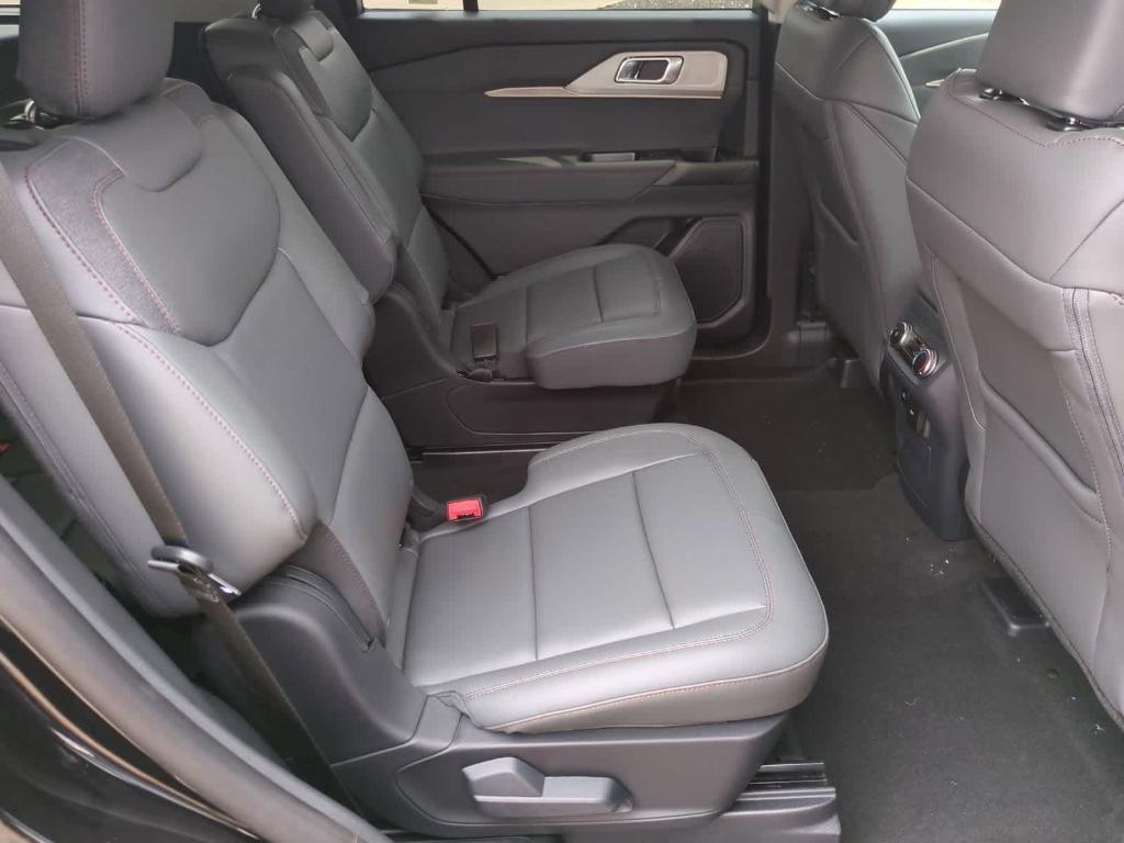 new 2025 Ford Explorer car, priced at $45,193
