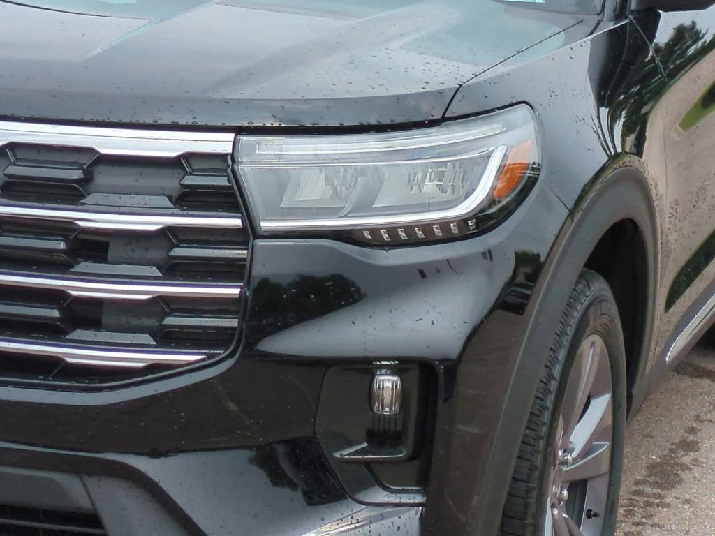 new 2025 Ford Explorer car, priced at $45,193