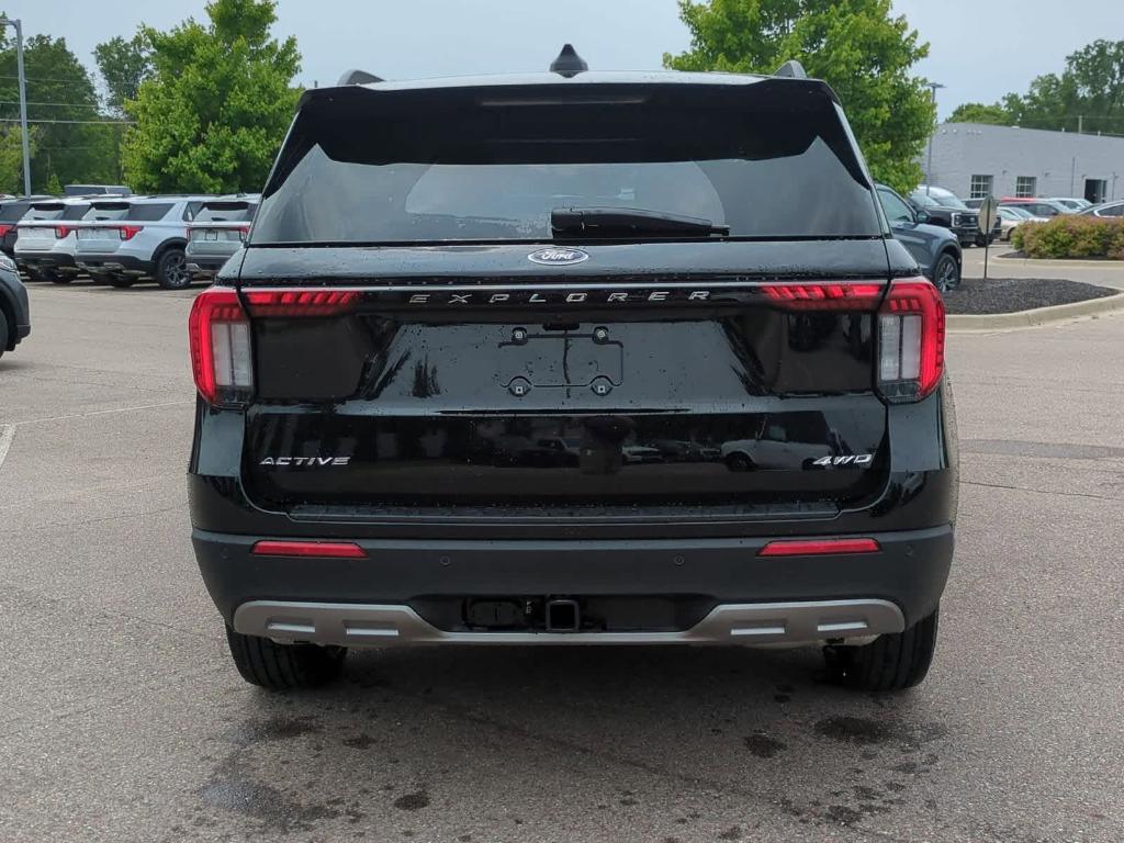 new 2025 Ford Explorer car, priced at $45,193