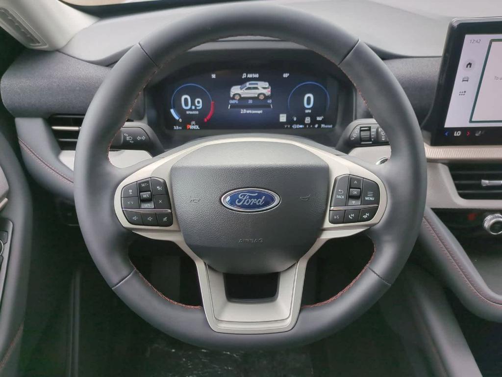 new 2025 Ford Explorer car, priced at $44,406