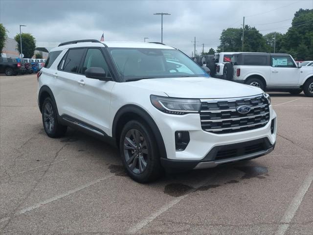 new 2025 Ford Explorer car, priced at $45,906