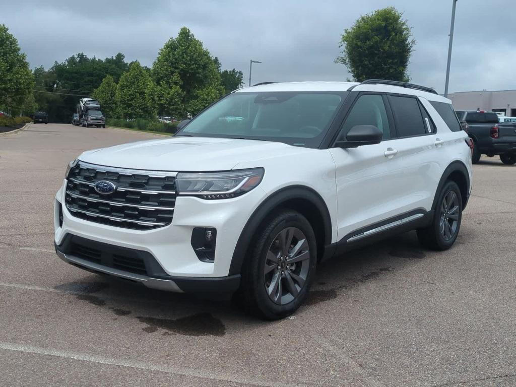 new 2025 Ford Explorer car, priced at $44,406