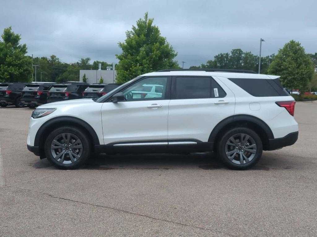 new 2025 Ford Explorer car, priced at $44,406