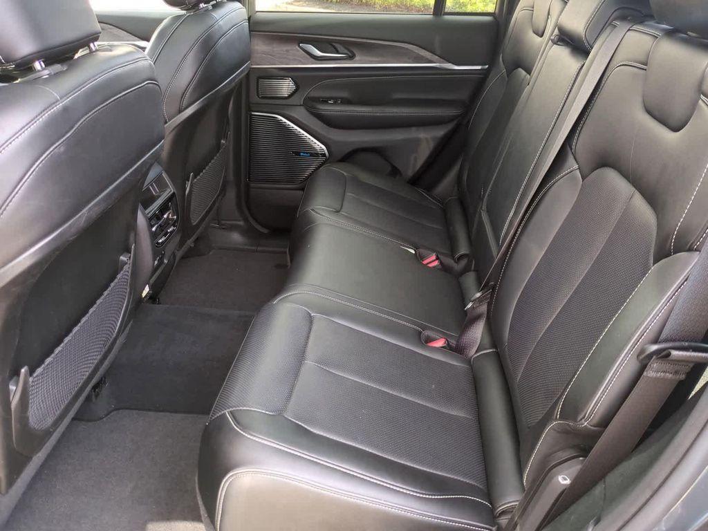 used 2022 Jeep Grand Cherokee car, priced at $35,950