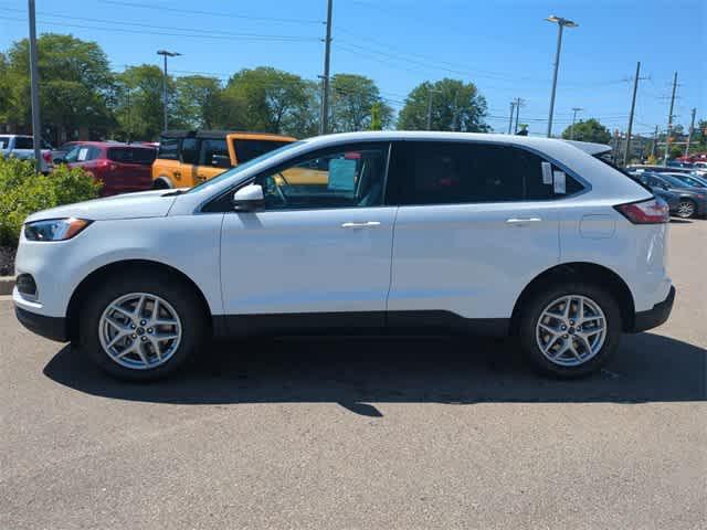 new 2024 Ford Edge car, priced at $40,296