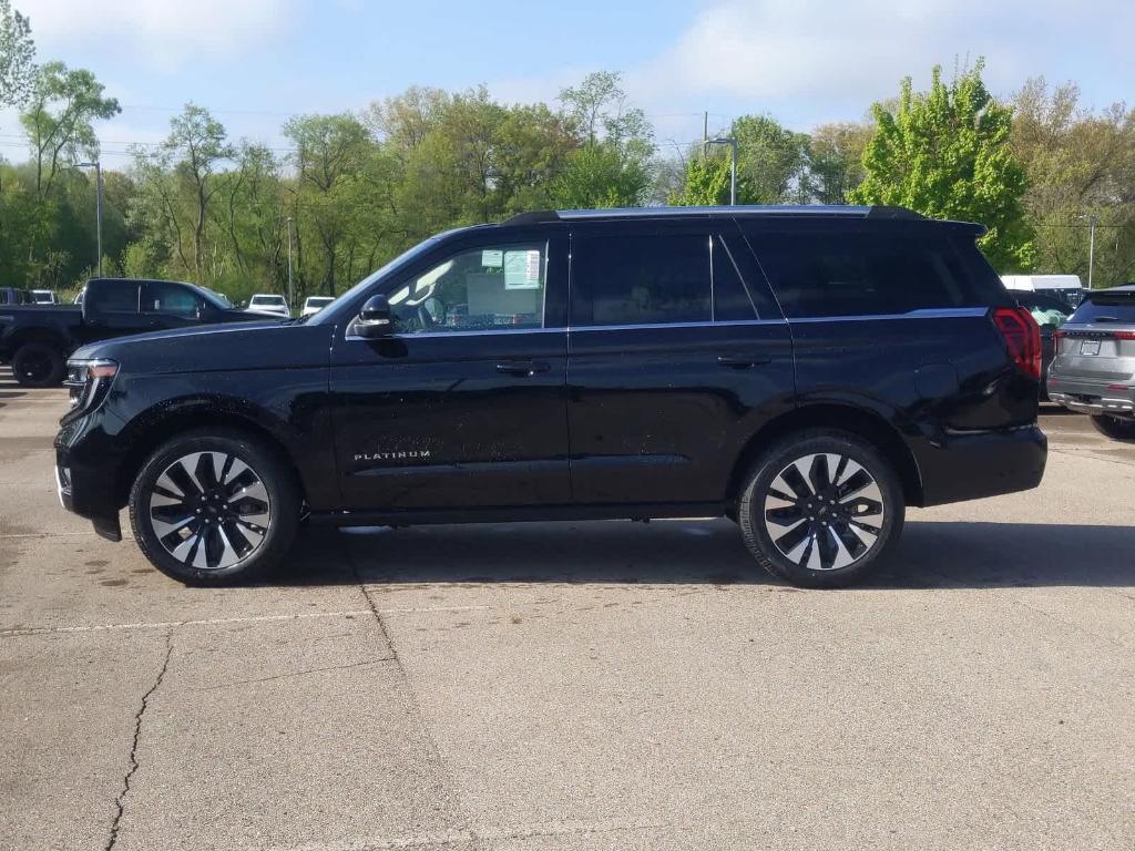 new 2025 Ford Expedition car, priced at $73,451