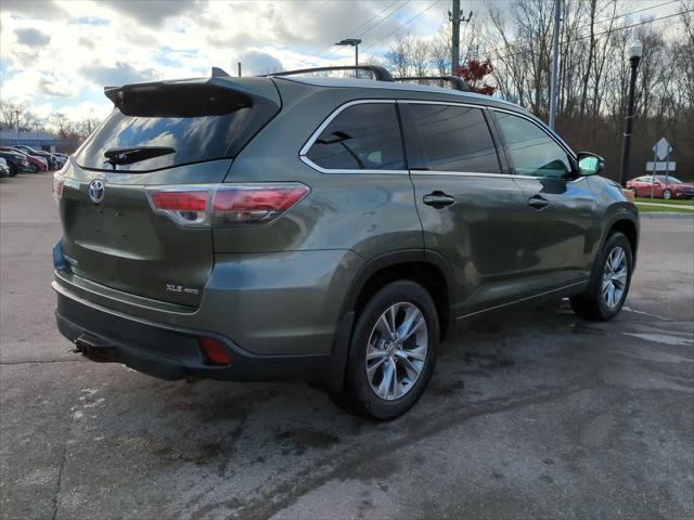 used 2015 Toyota Highlander car, priced at $11,500