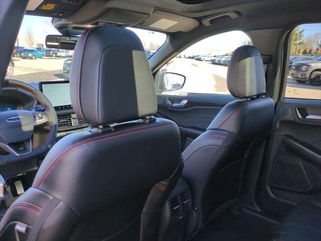 new 2025 Ford Escape car, priced at $38,777