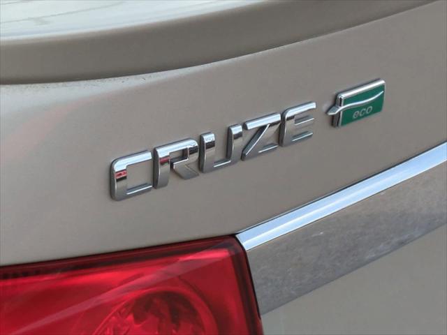 used 2014 Chevrolet Cruze car, priced at $2,549