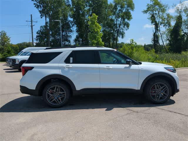 new 2025 Ford Explorer car, priced at $50,207