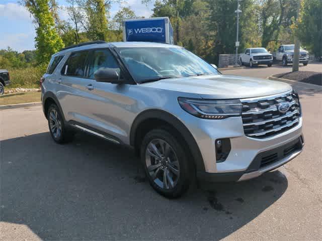 new 2025 Ford Explorer car, priced at $44,668