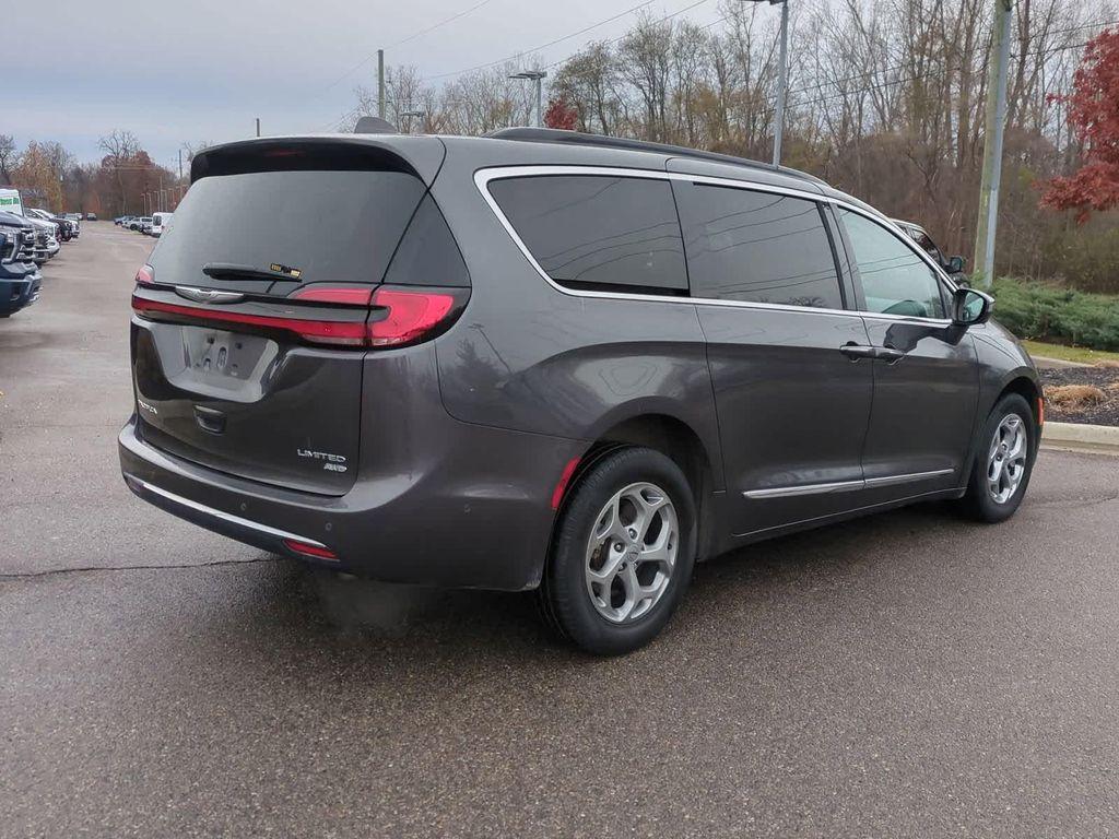 used 2022 Chrysler Pacifica car