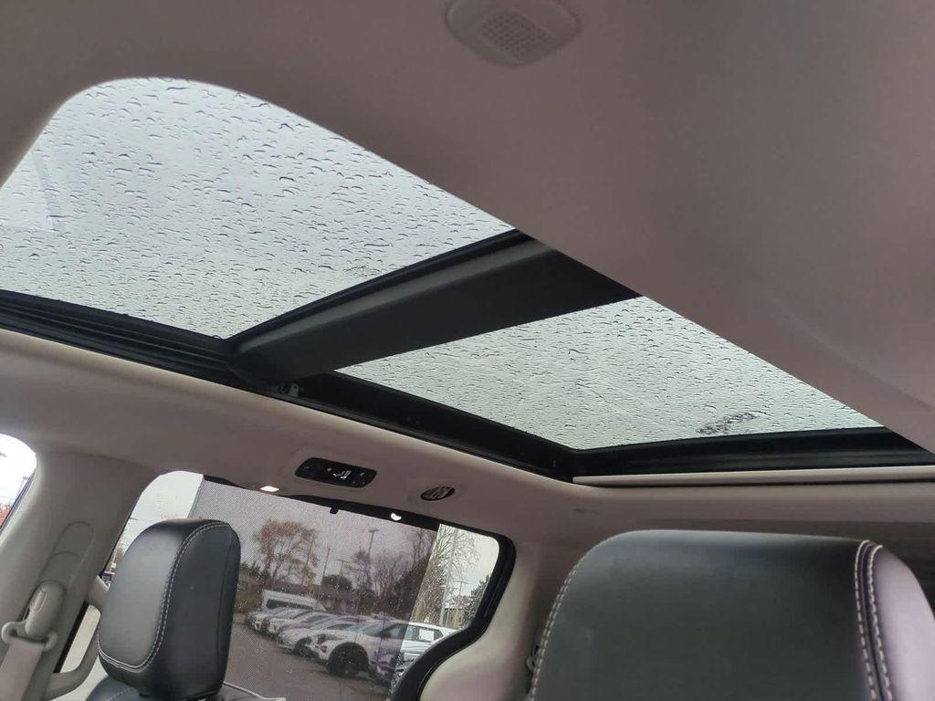 used 2022 Chrysler Pacifica car