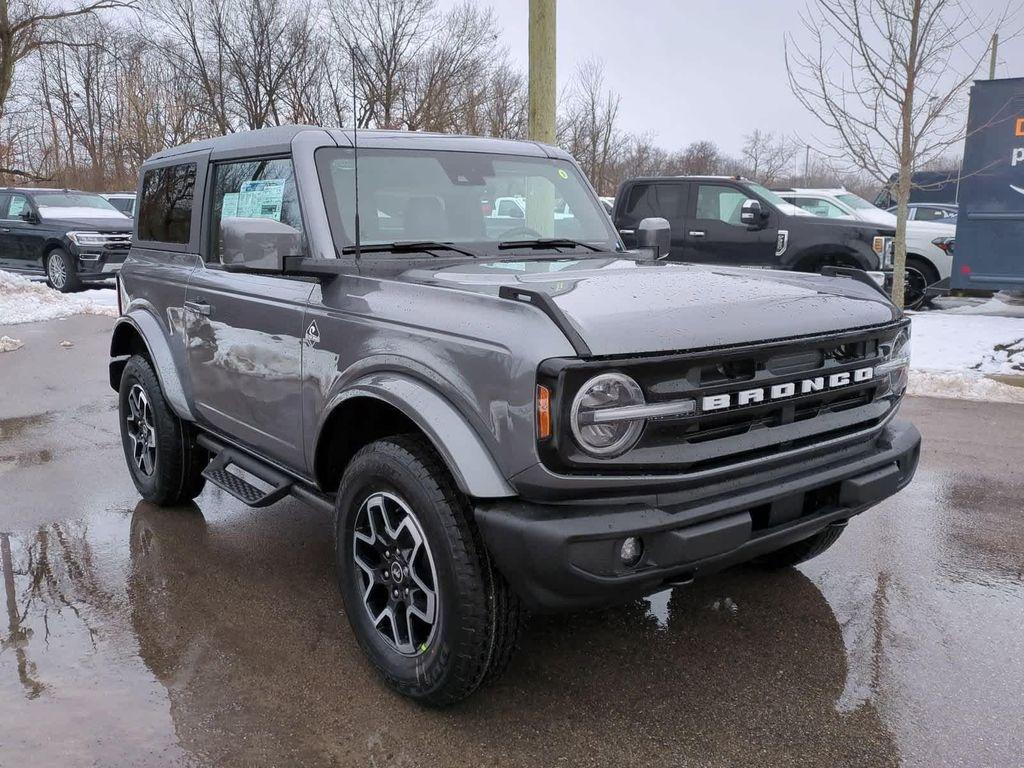 new 2023 Ford Bronco car, priced at $49,051