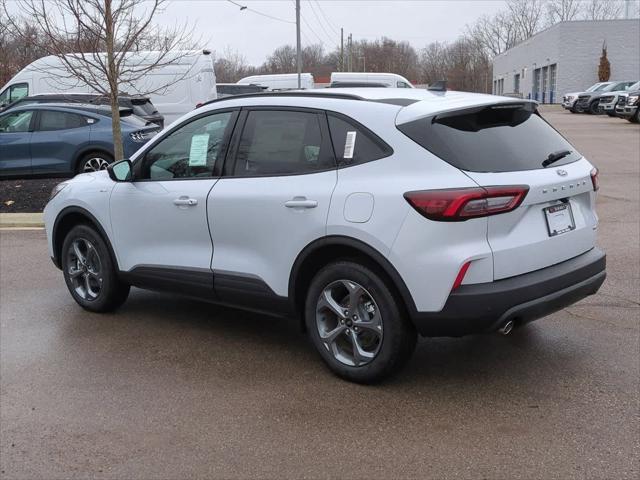 new 2025 Ford Escape car, priced at $31,050