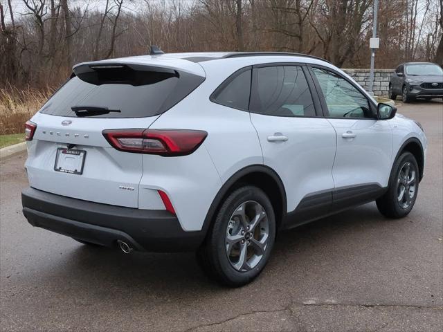 new 2025 Ford Escape car, priced at $31,050