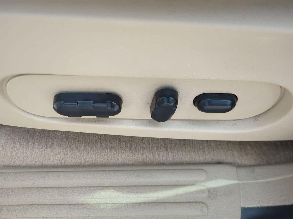 used 2008 Mercury Mountaineer car, priced at $3,999