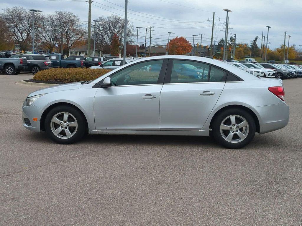 used 2013 Chevrolet Cruze car, priced at $4,550