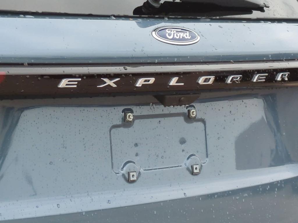 new 2025 Ford Explorer car, priced at $45,135