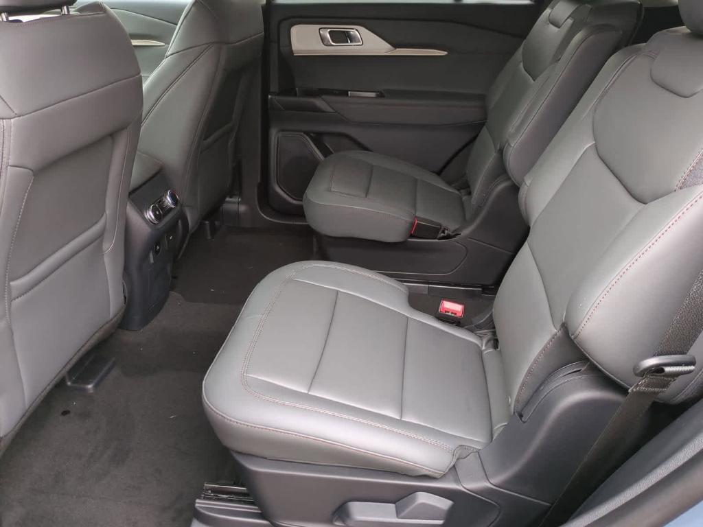 new 2025 Ford Explorer car, priced at $45,135