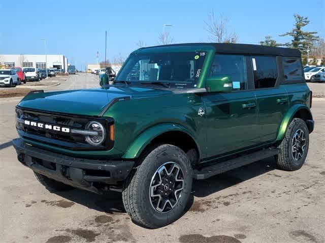 new 2024 Ford Bronco car, priced at $49,301