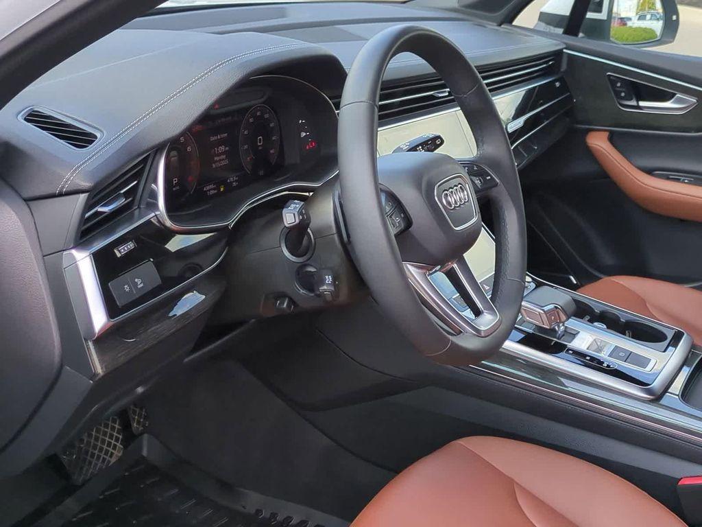 used 2024 Audi Q7 car, priced at $36,999