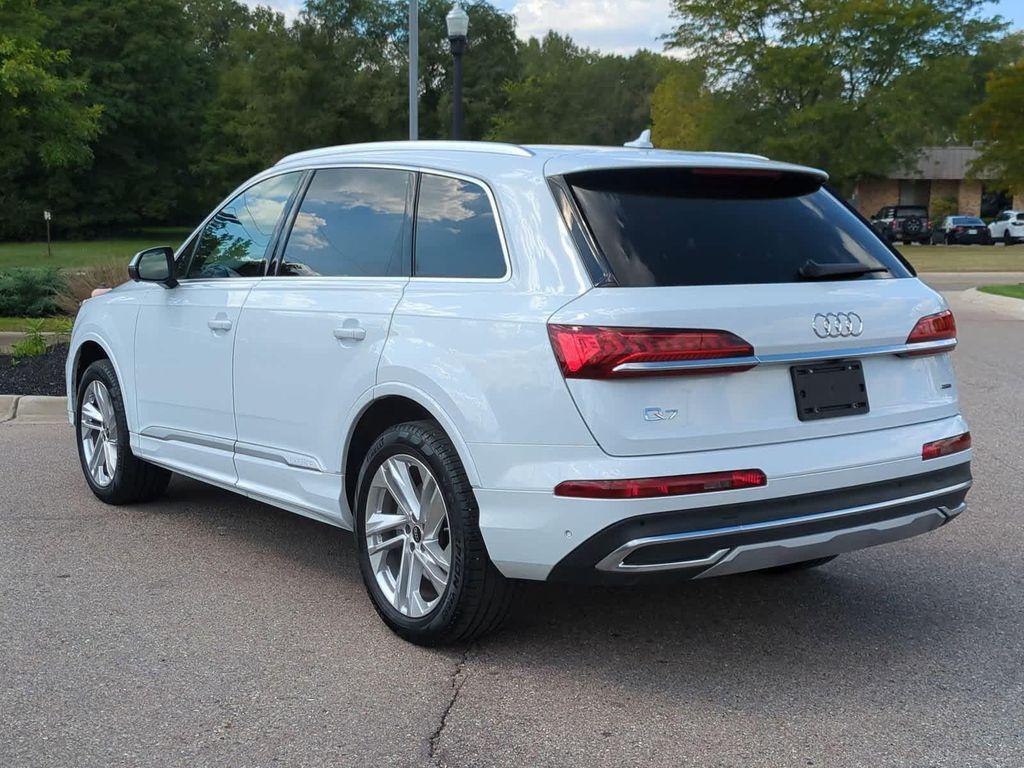 used 2024 Audi Q7 car, priced at $36,999