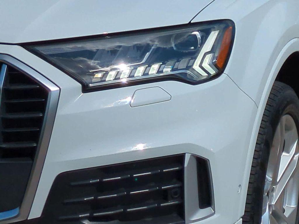 used 2024 Audi Q7 car, priced at $36,999